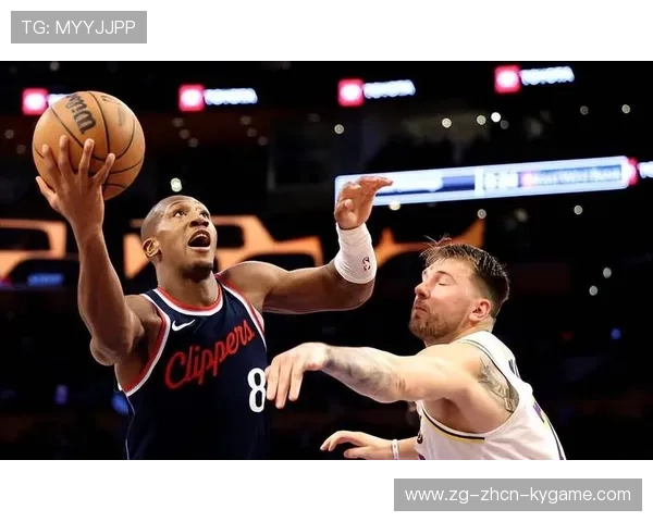 快船队三分命中率回升，整体进攻更流畅，快船3-3