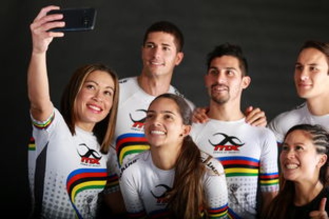 开云体育在线入口-中国拳击队获得世锦赛团体第三，拳击中国世界冠军